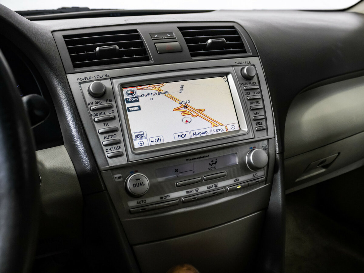 Toyota Camry с пробегом — 2011 год. Фото: #13