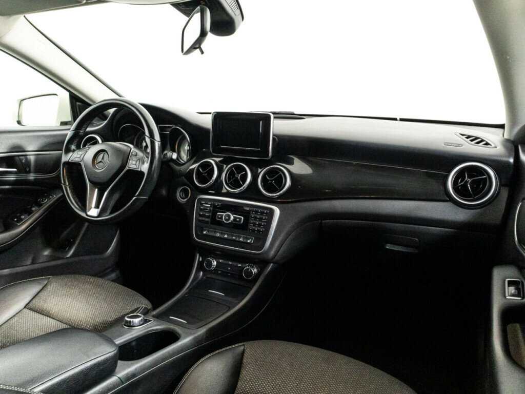 Mercedes-Benz CLA с пробегом — 2014 год. Фото: #8