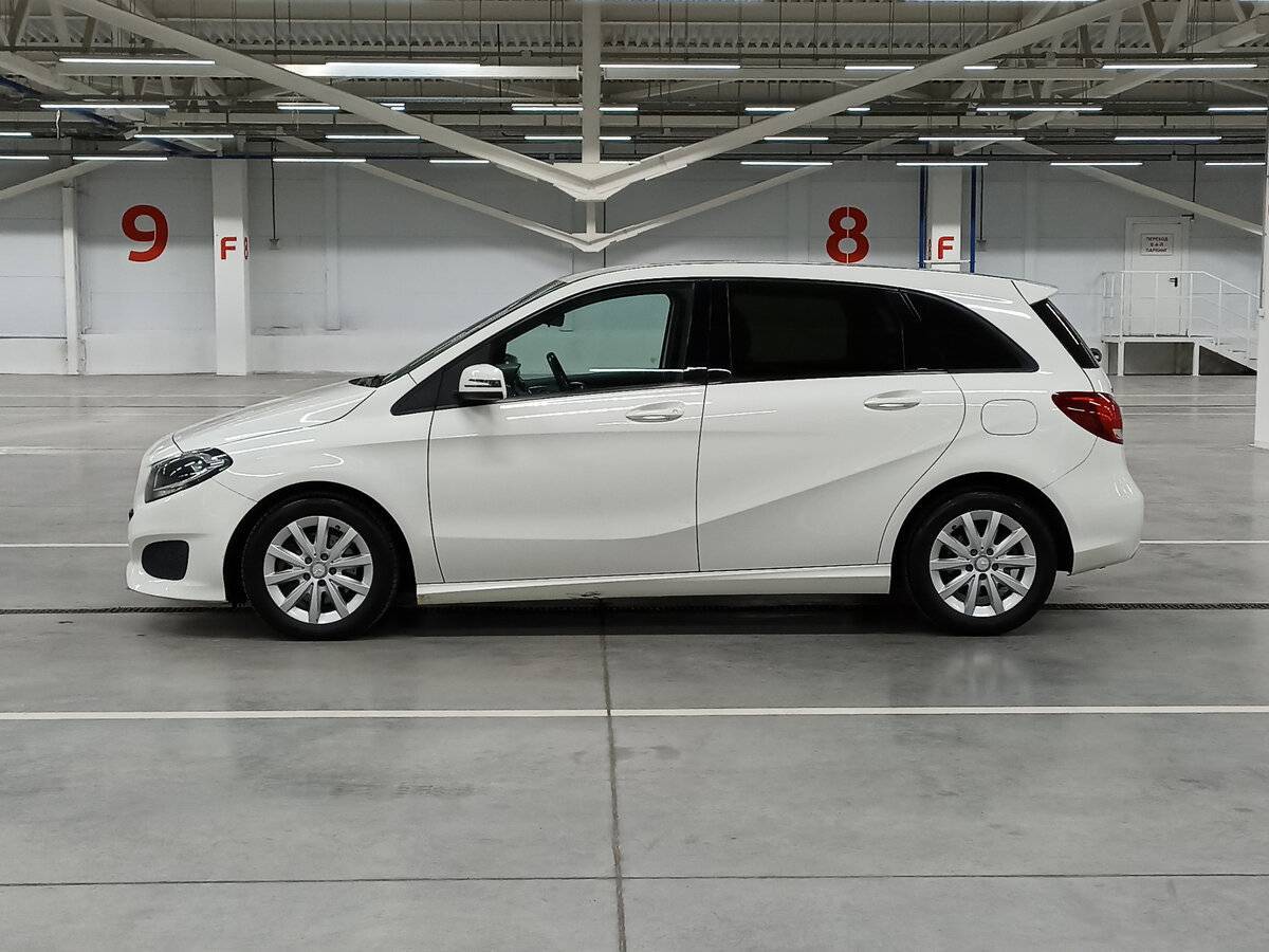 Mercedes-Benz B-Класс с пробегом — 2015 год. Фото: #7