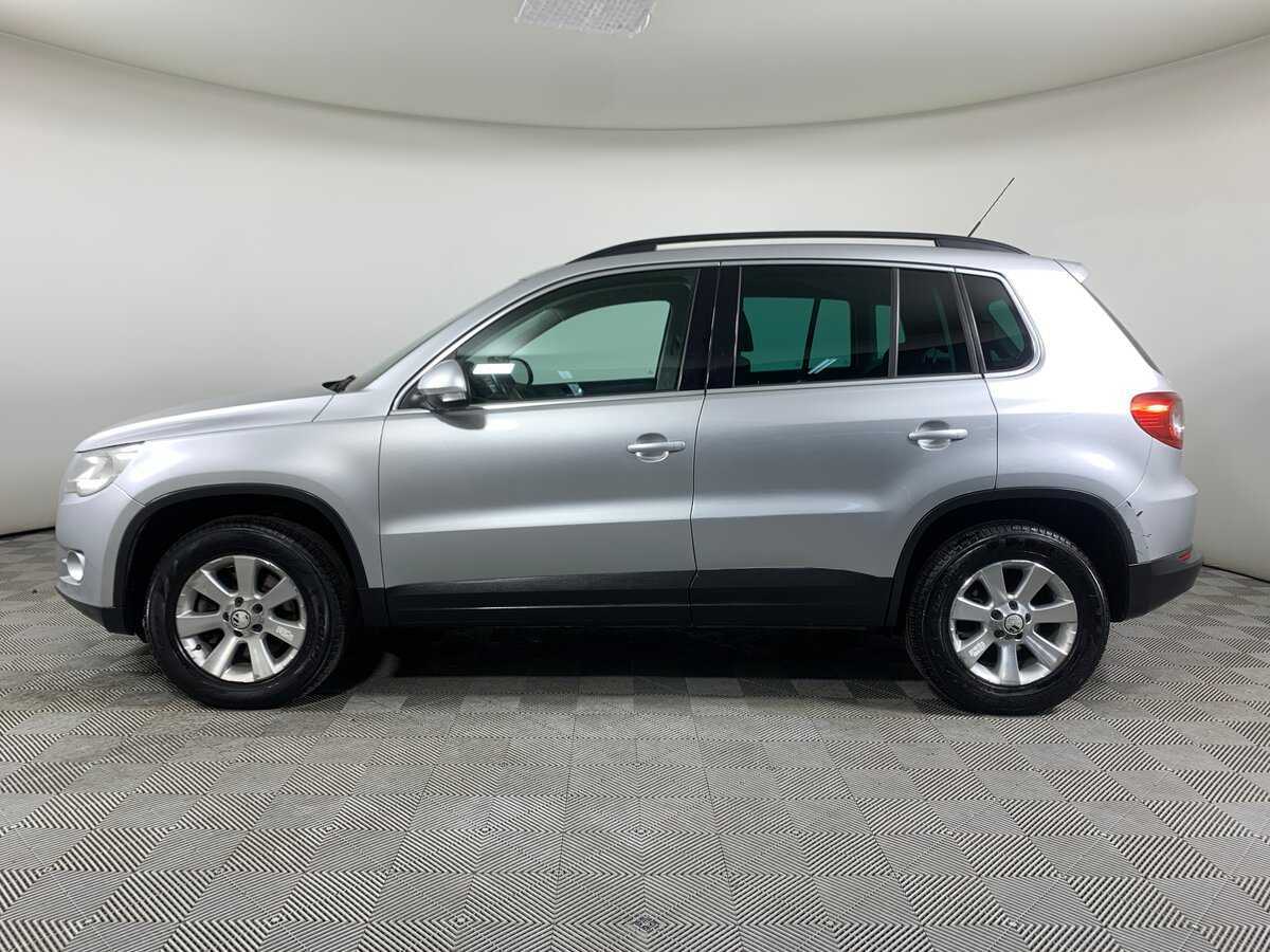 Volkswagen Tiguan с пробегом — 2009 год. Фото: #7
