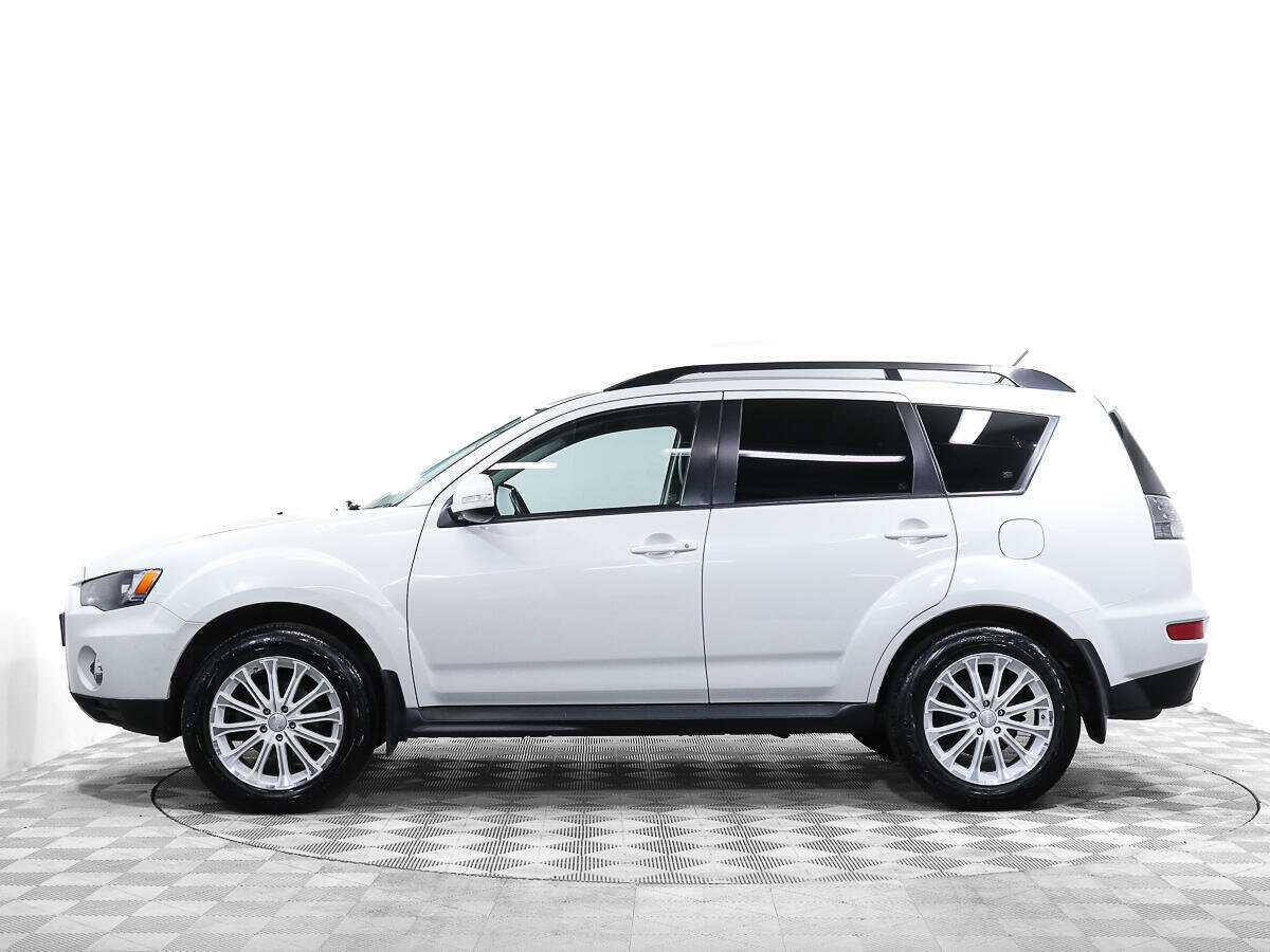 Mitsubishi Outlander с пробегом — 2010 год. Фото: #6
