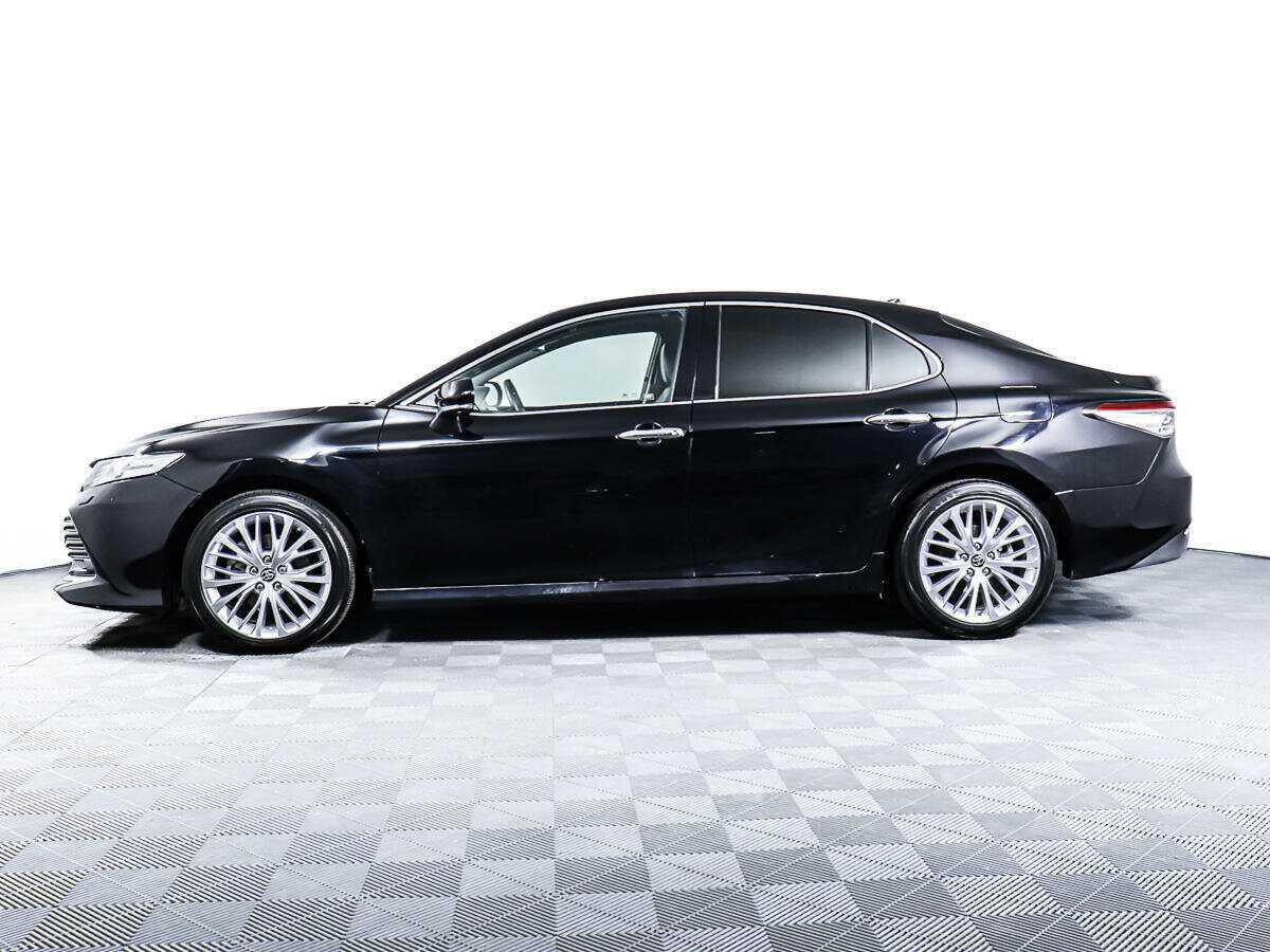 Toyota Camry с пробегом — 2021 год. Фото: #7