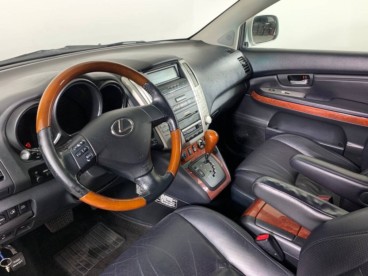 Lexus RX с пробегом — 2005 год. Фото: #10