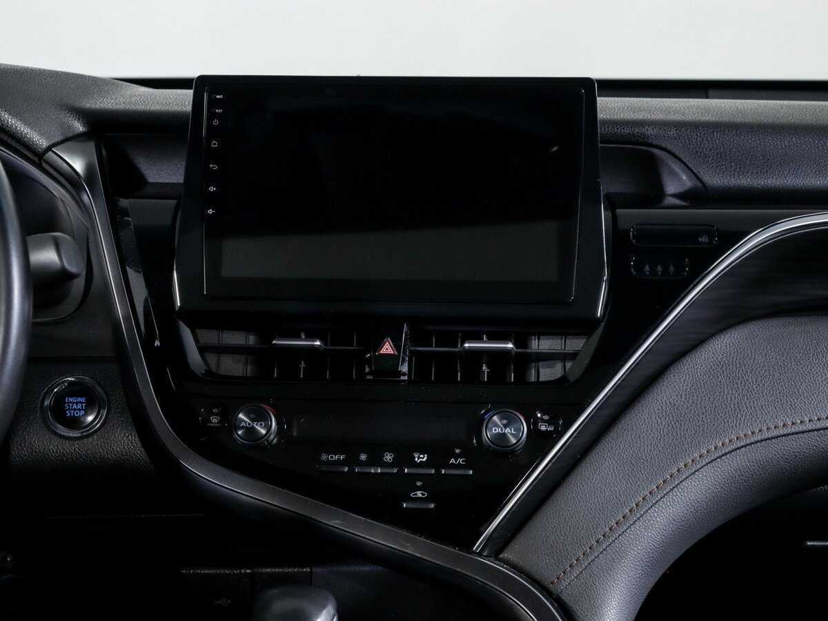 Toyota Camry с пробегом — 2023 год. Фото: #12