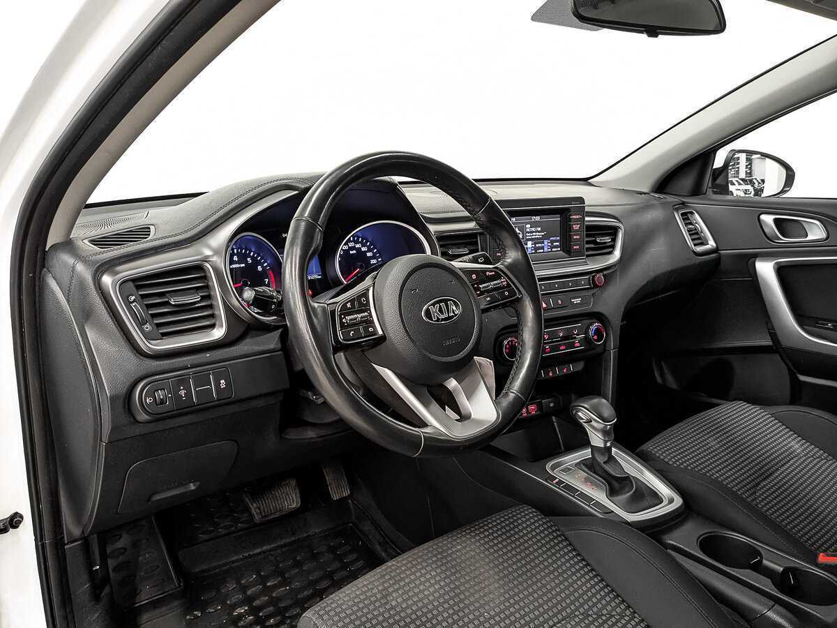 Kia Ceed с пробегом — 2018 год. Фото: #12