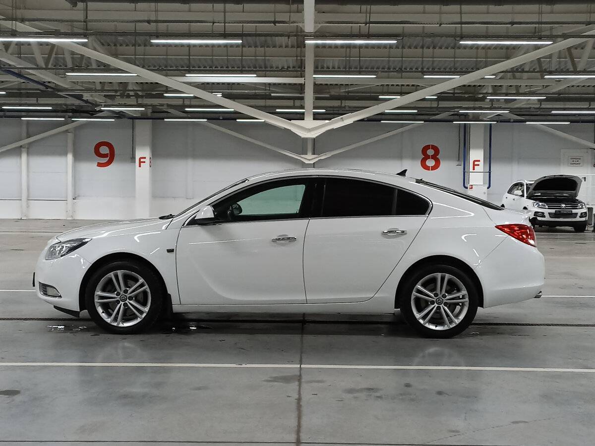 Opel Insignia с пробегом — 2011 год. Фото: #7