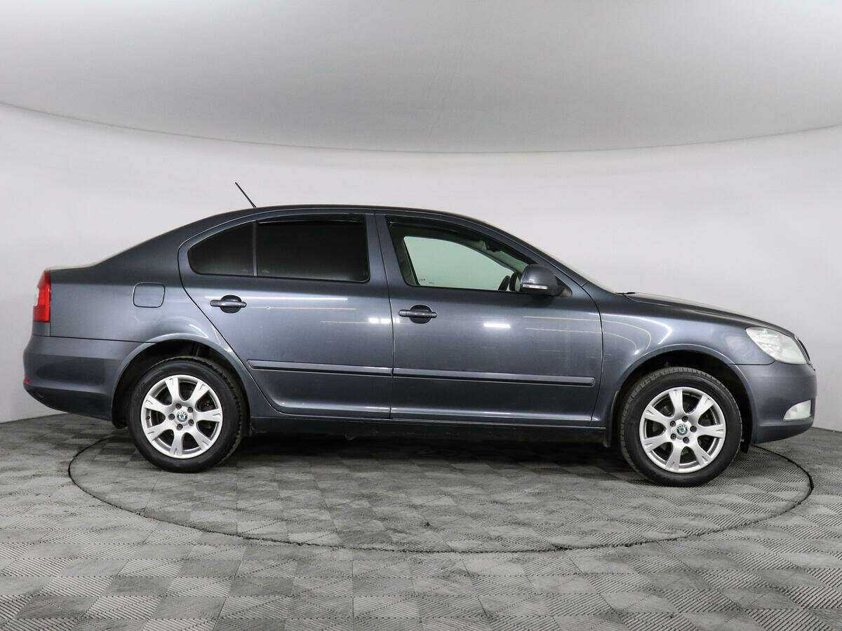 Skoda Octavia с пробегом — 2012 год. Фото: #3