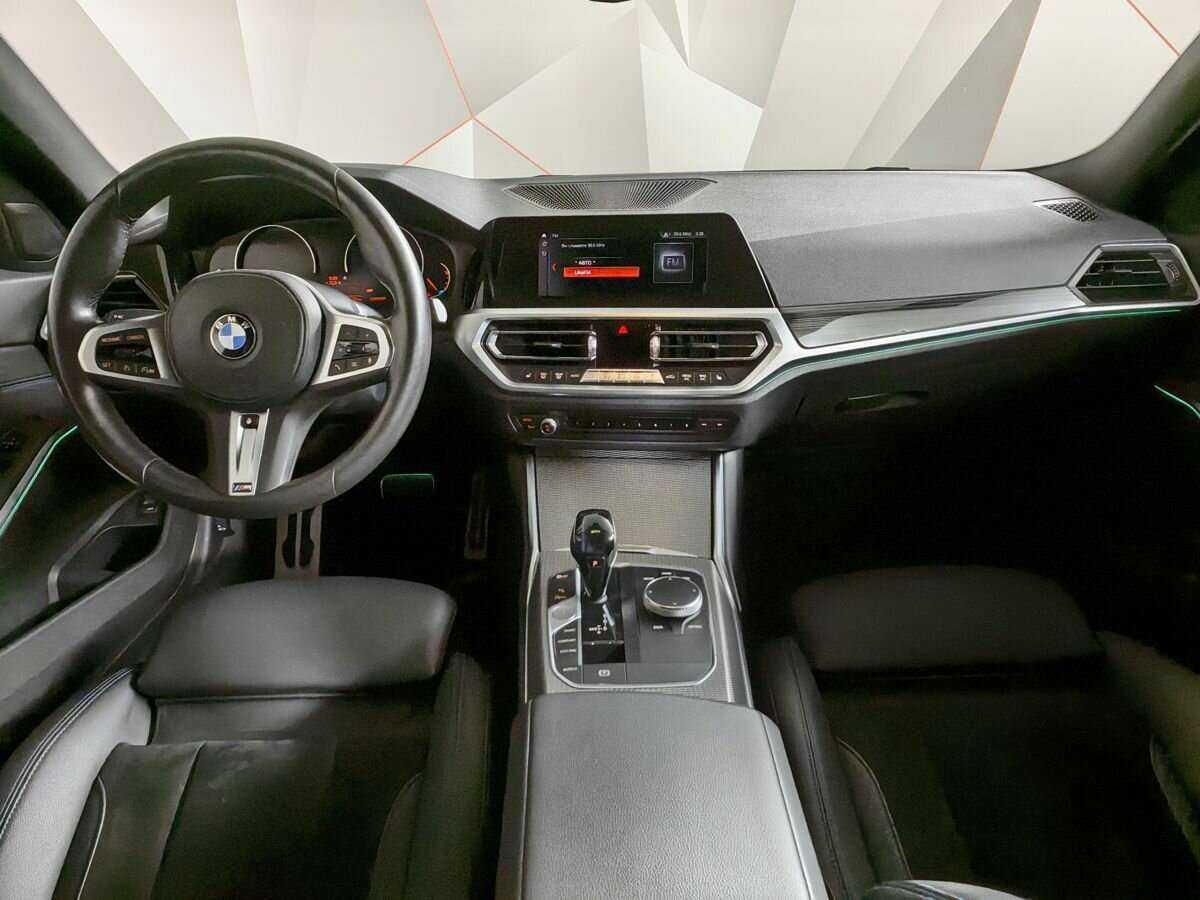 BMW 3 серии с пробегом — 2020 год. Фото: #9
