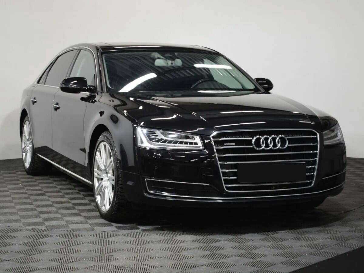 Audi A8 с пробегом — 2015 год. Фото: #2