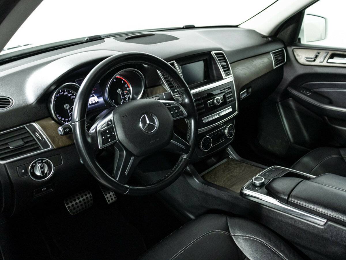 Mercedes-Benz M-Класс с пробегом — 2014 год. Фото: #8