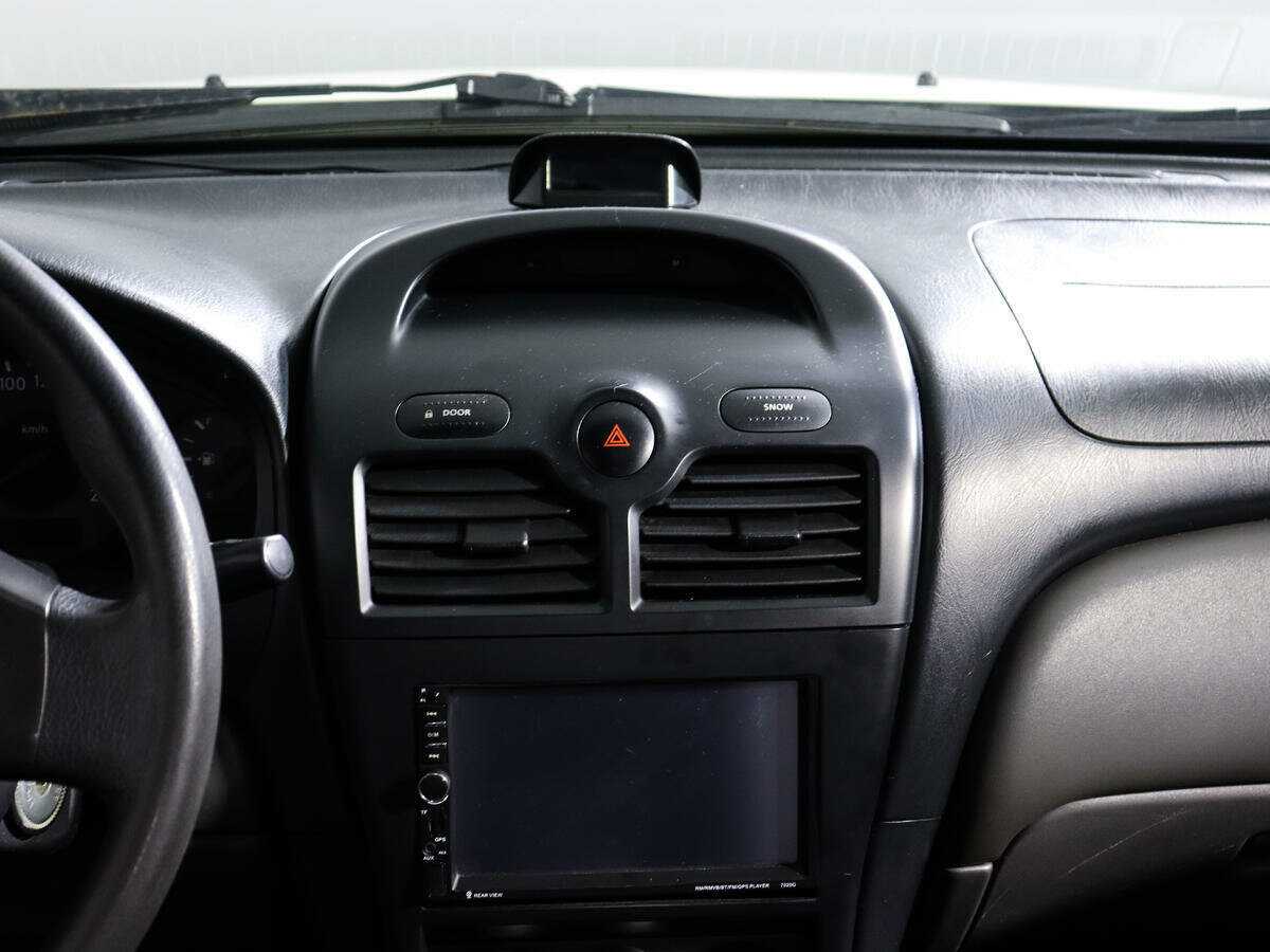 Nissan Almera Classic с пробегом — 2008 год. Фото: #10
