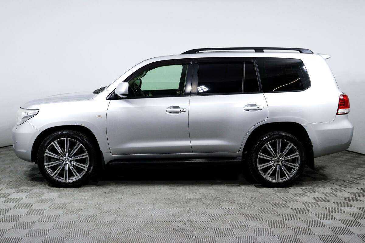 Toyota Land Cruiser с пробегом — 2010 год. Фото: #6