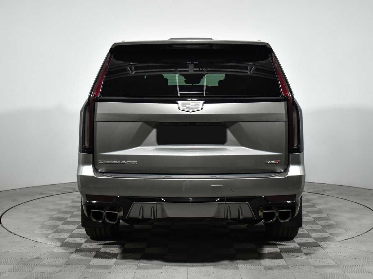 Cadillac Escalade-V с пробегом — 2022 год. Фото: #4