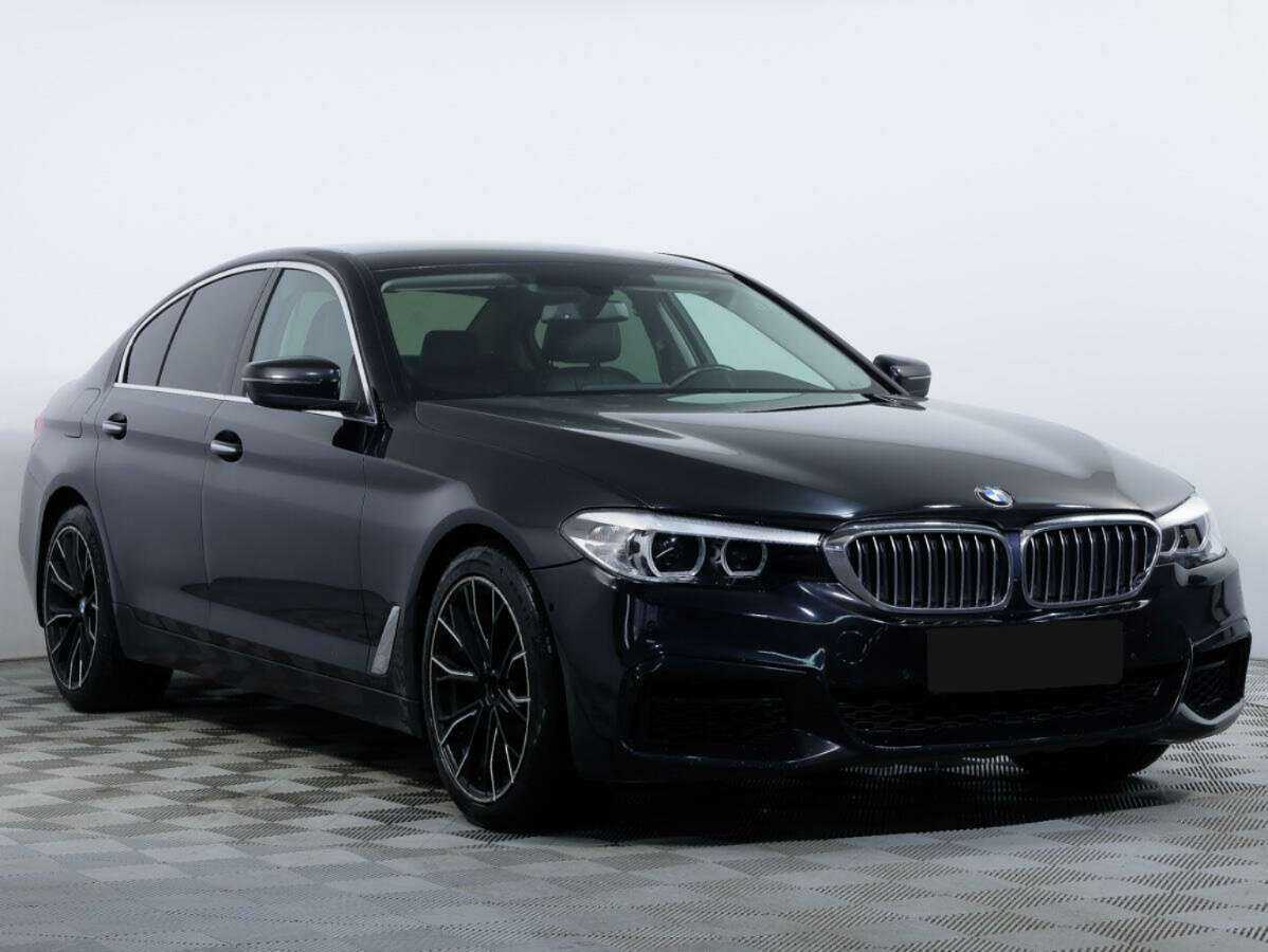 BMW 5 серии с пробегом — 2018 год. Фото: #1