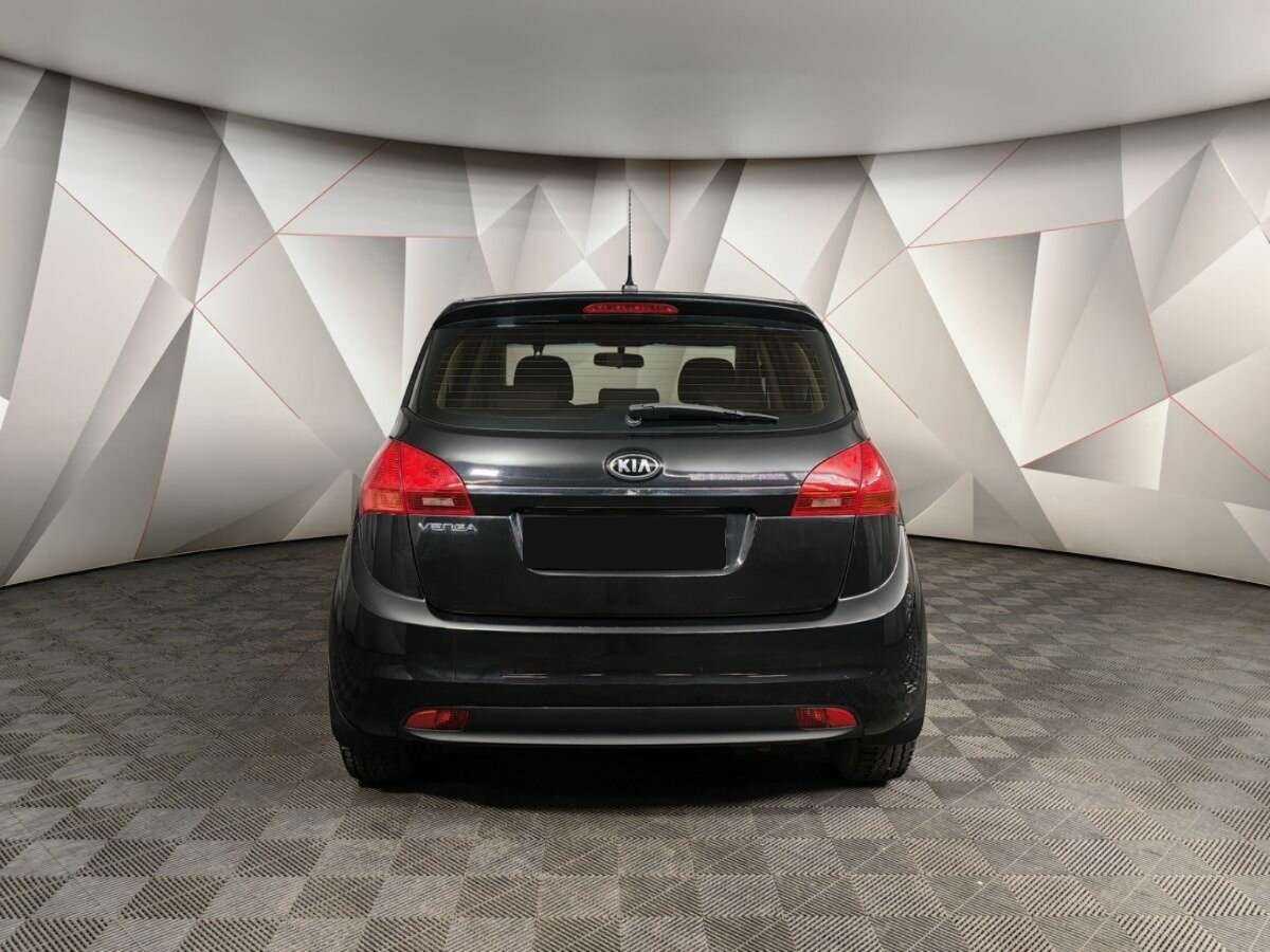 Kia Venga с пробегом — 2015 год. Фото: #7