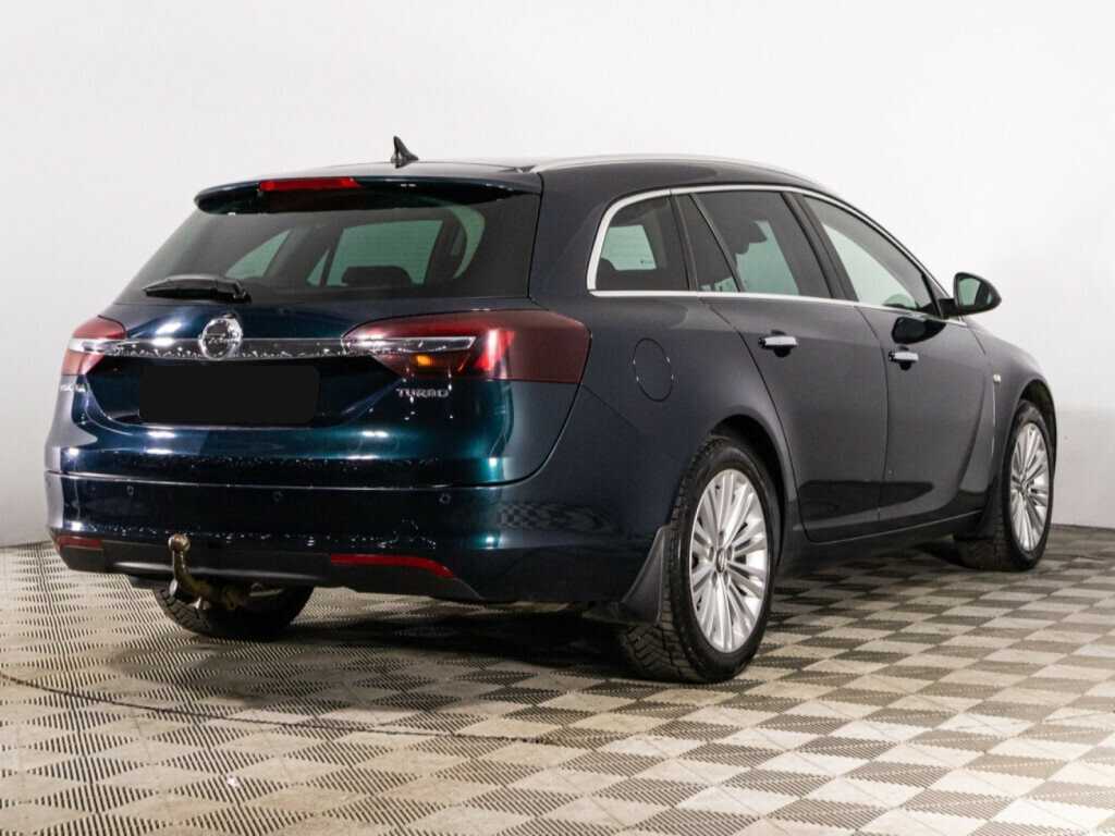 Opel Insignia с пробегом — 2014 год. Фото: #3