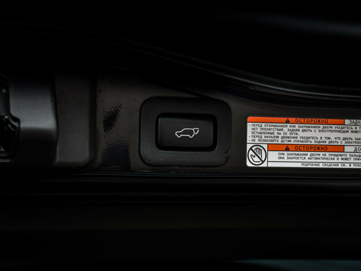 Lexus LX с пробегом — 2016 год. Фото: #15