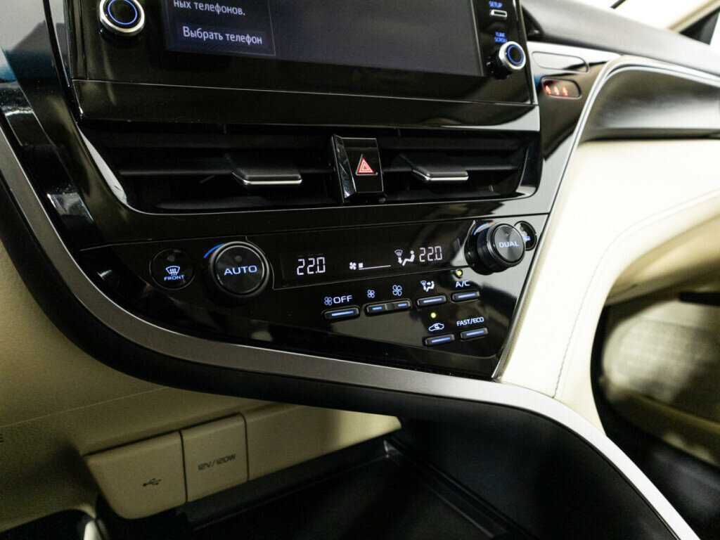 Toyota Camry с пробегом — 2021 год. Фото: #16