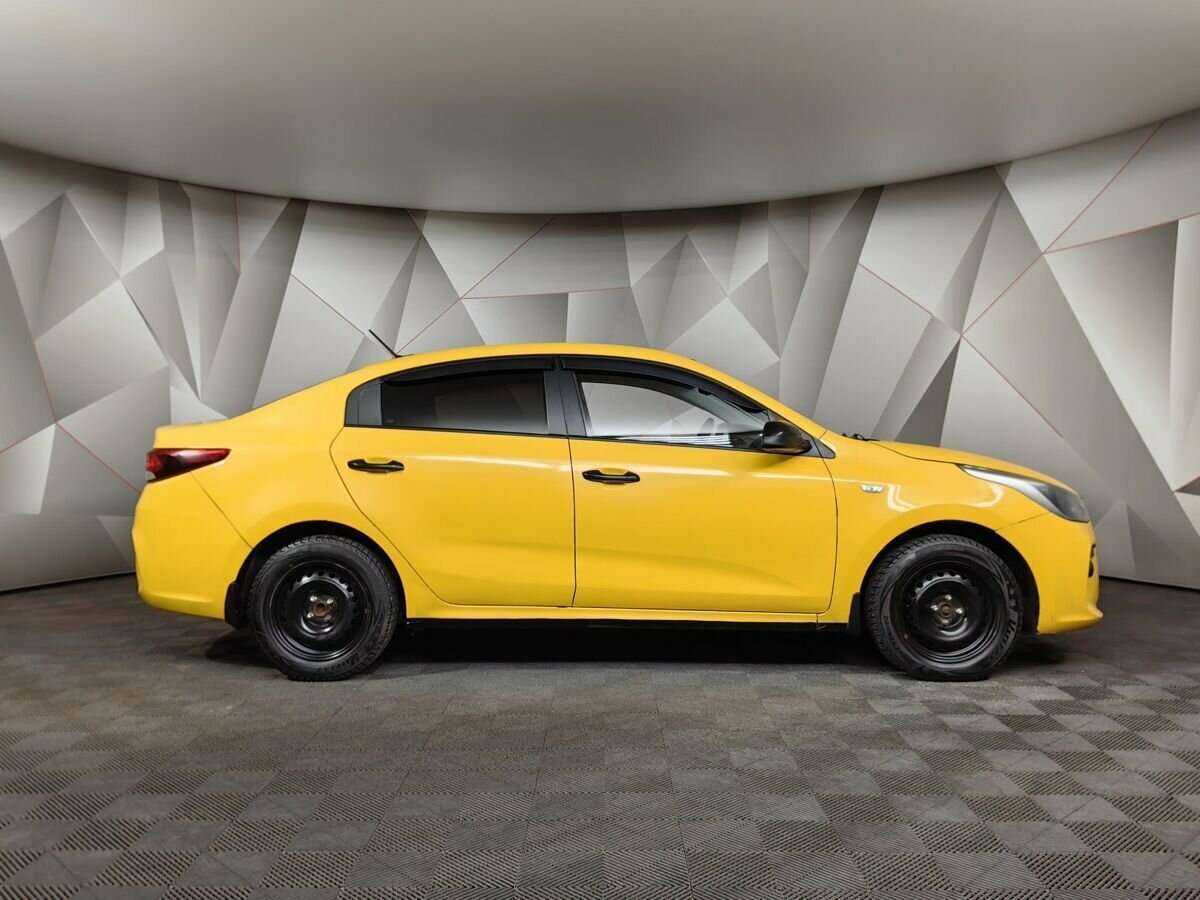 Kia Rio с пробегом — 2017 год. Фото: #5
