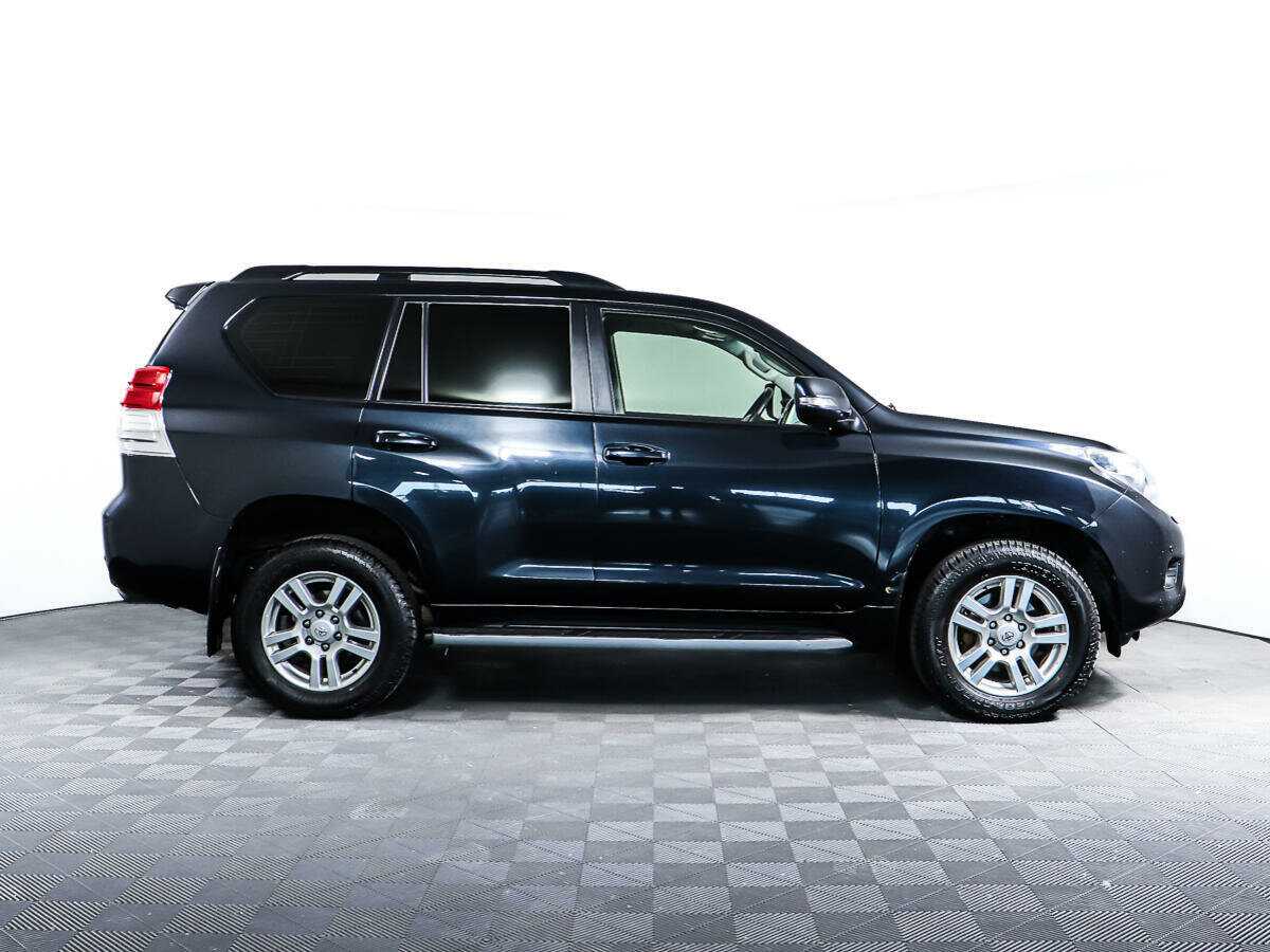 Toyota Land Cruiser Prado с пробегом — 2011 год. Фото: #2