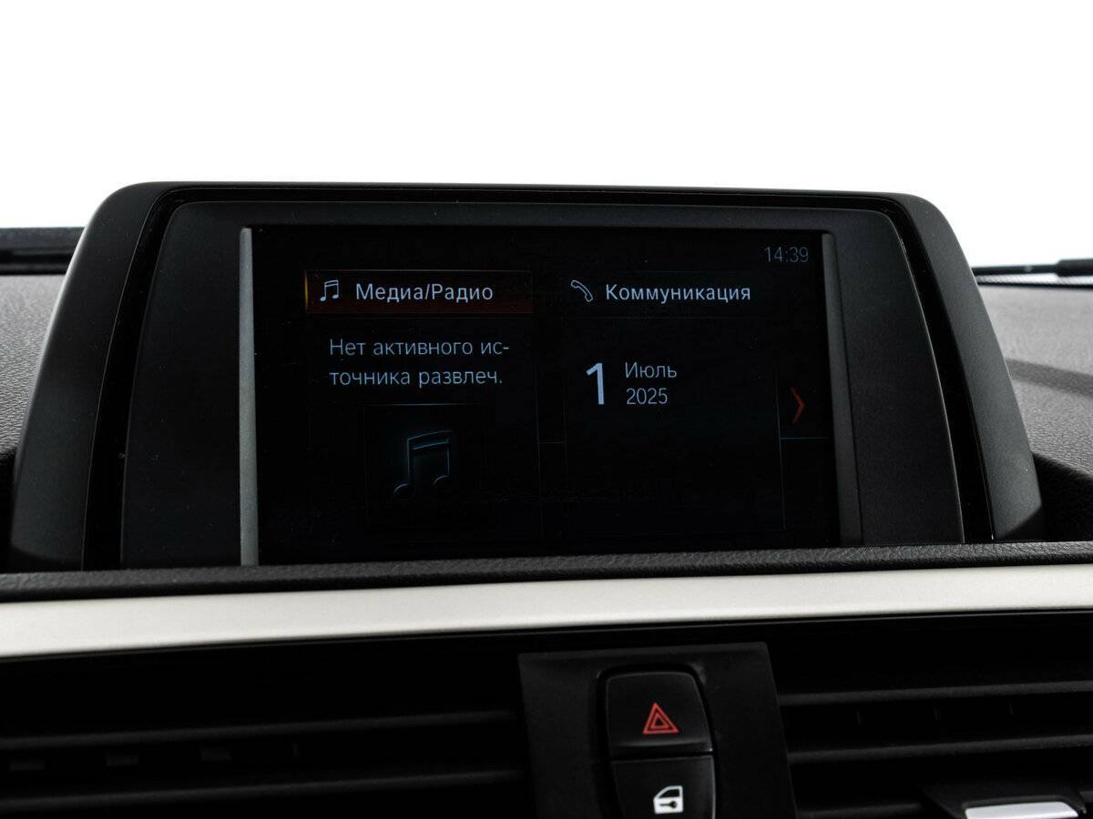 BMW 1 серии с пробегом — 2017 год. Фото: #17