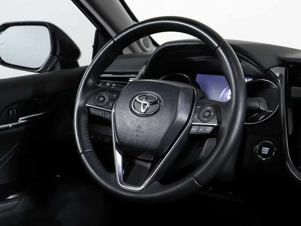 Toyota Camry с пробегом — 2022 год. Фото: #15