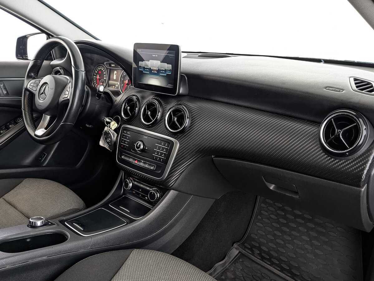 Mercedes-Benz GLA с пробегом — 2018 год. Фото: #12