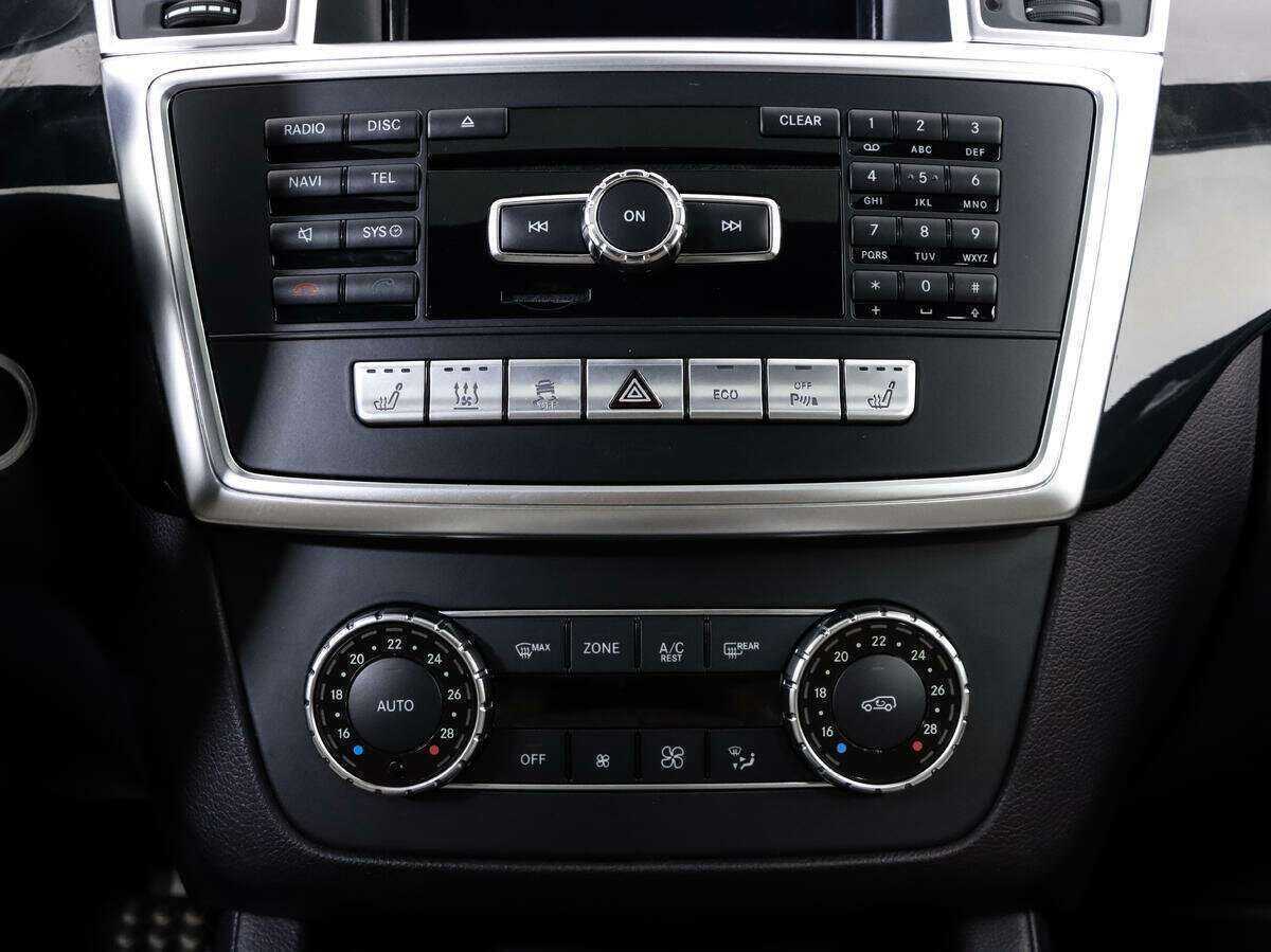 Mercedes-Benz GL-Класс с пробегом — 2015 год. Фото: #11