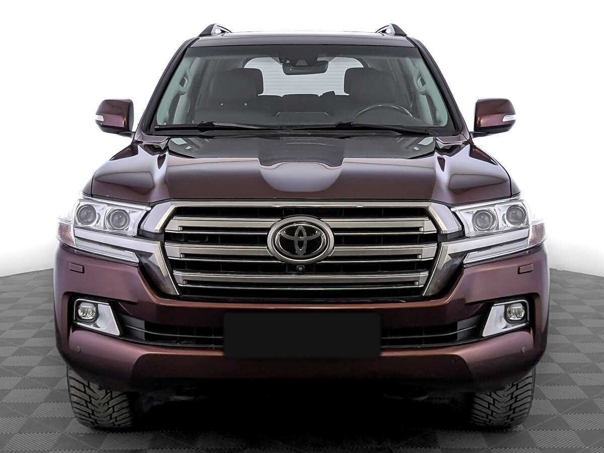 Toyota Land Cruiser с пробегом — 2018 год. Фото: #1