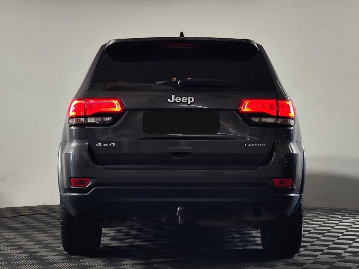 Jeep Grand Cherokee с пробегом — 2013 год. Фото: #4