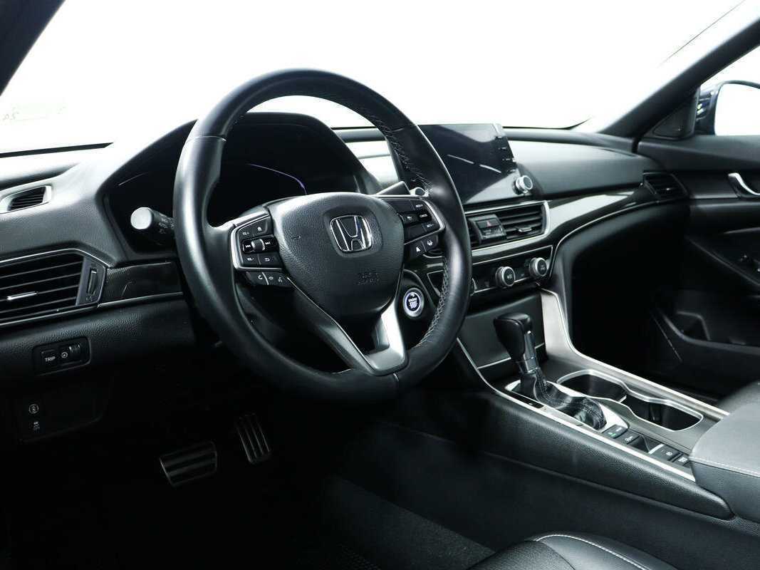 Honda Accord с пробегом — 2022 год. Фото: #12