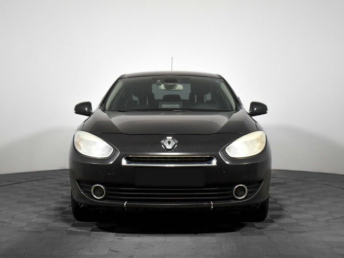 Renault Fluence с пробегом — 2011 год. Фото: #1