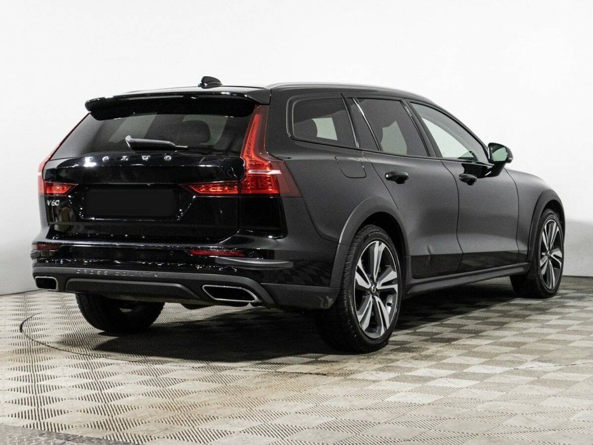 Volvo V60 Cross Country с пробегом — 2019 год. Фото: #4