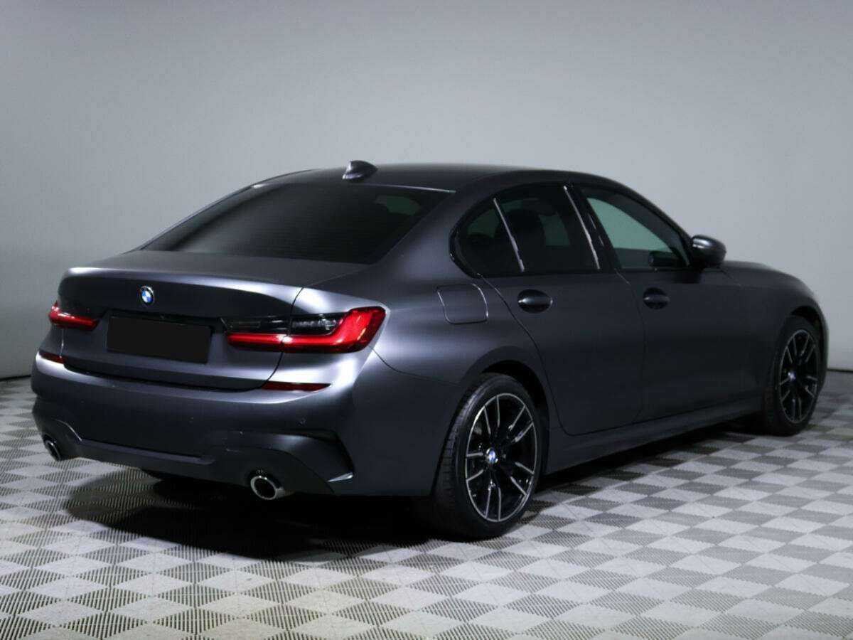 BMW 3 серии с пробегом — 2020 год. Фото: #6
