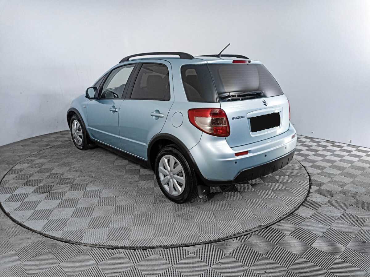 Suzuki SX4 с пробегом — 2008 год. Фото: #6