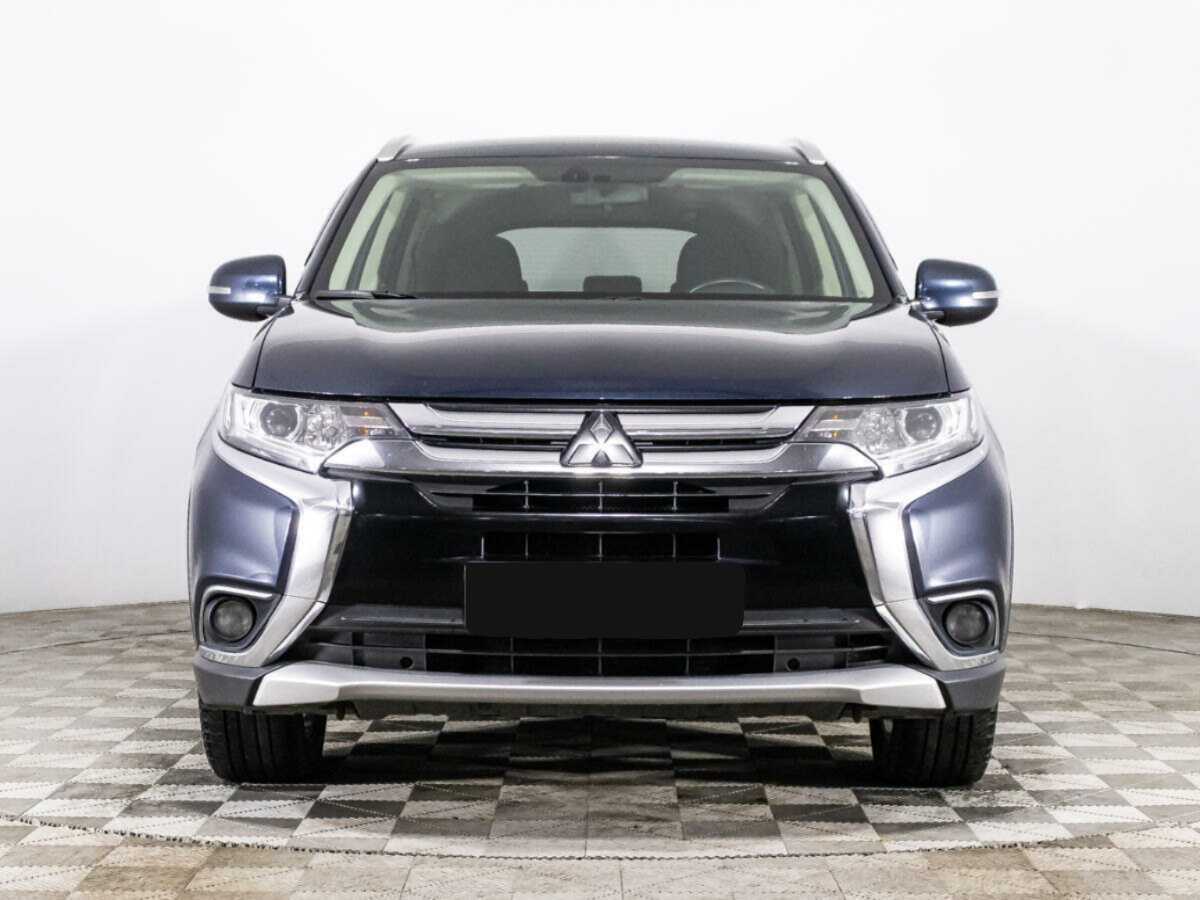 Mitsubishi Outlander с пробегом — 2018 год. Фото: #1