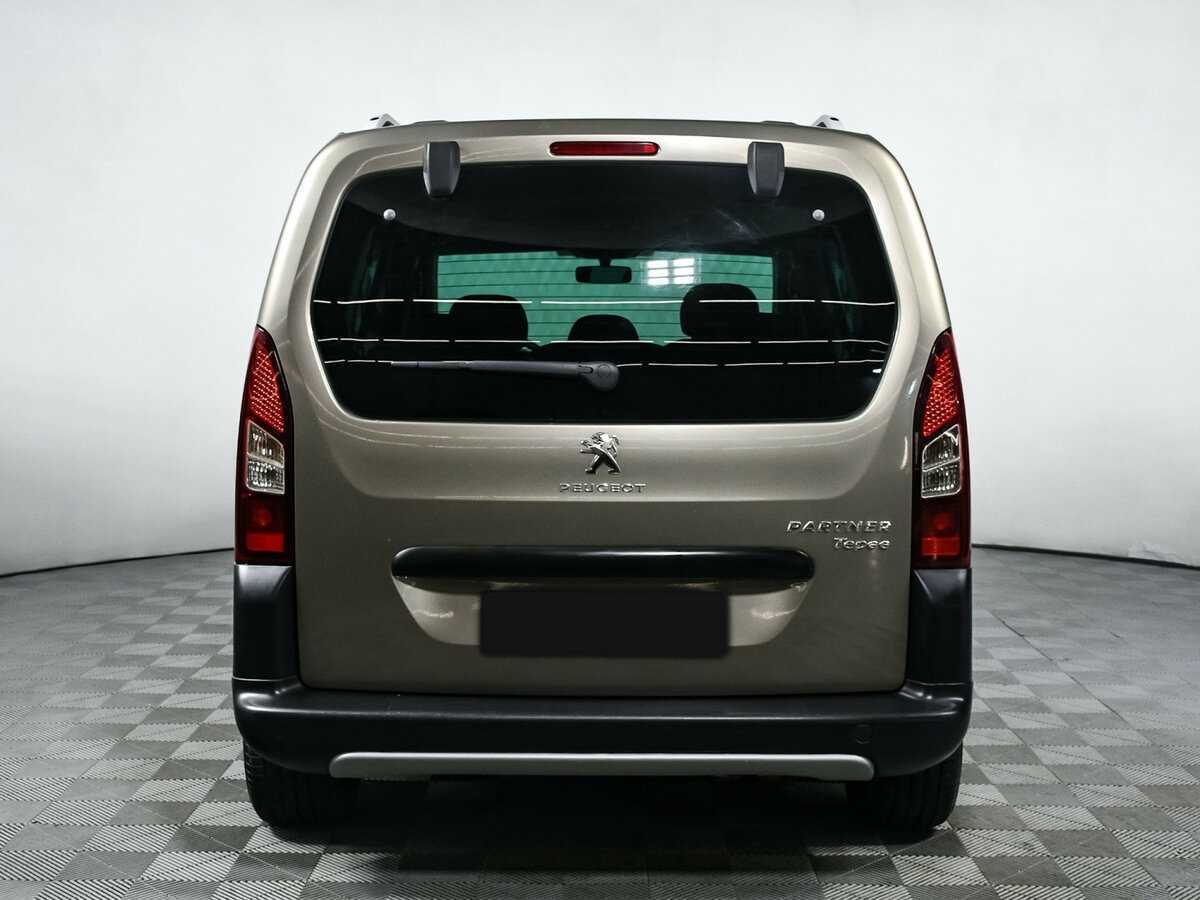 Peugeot Partner с пробегом — 2017 год. Фото: #4