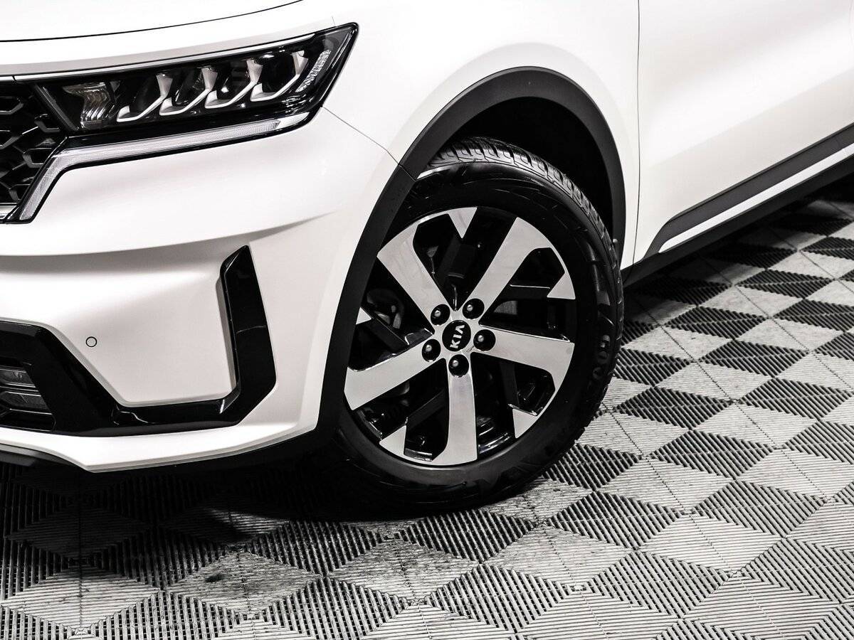 Kia Sorento с пробегом — 2020 год. Фото: #15