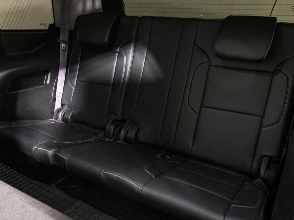 Chevrolet Tahoe с пробегом — 2016 год. Фото: #18