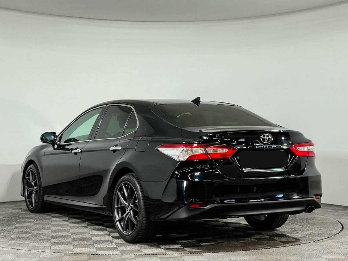 Toyota Camry с пробегом — 2020 год. Фото: #4