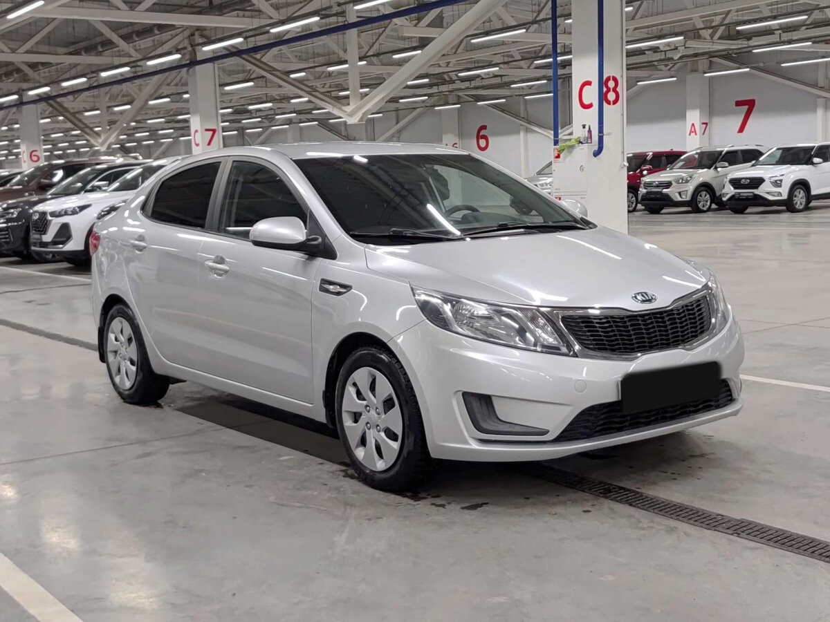 Kia Rio с пробегом — 2014 год. Фото: #2
