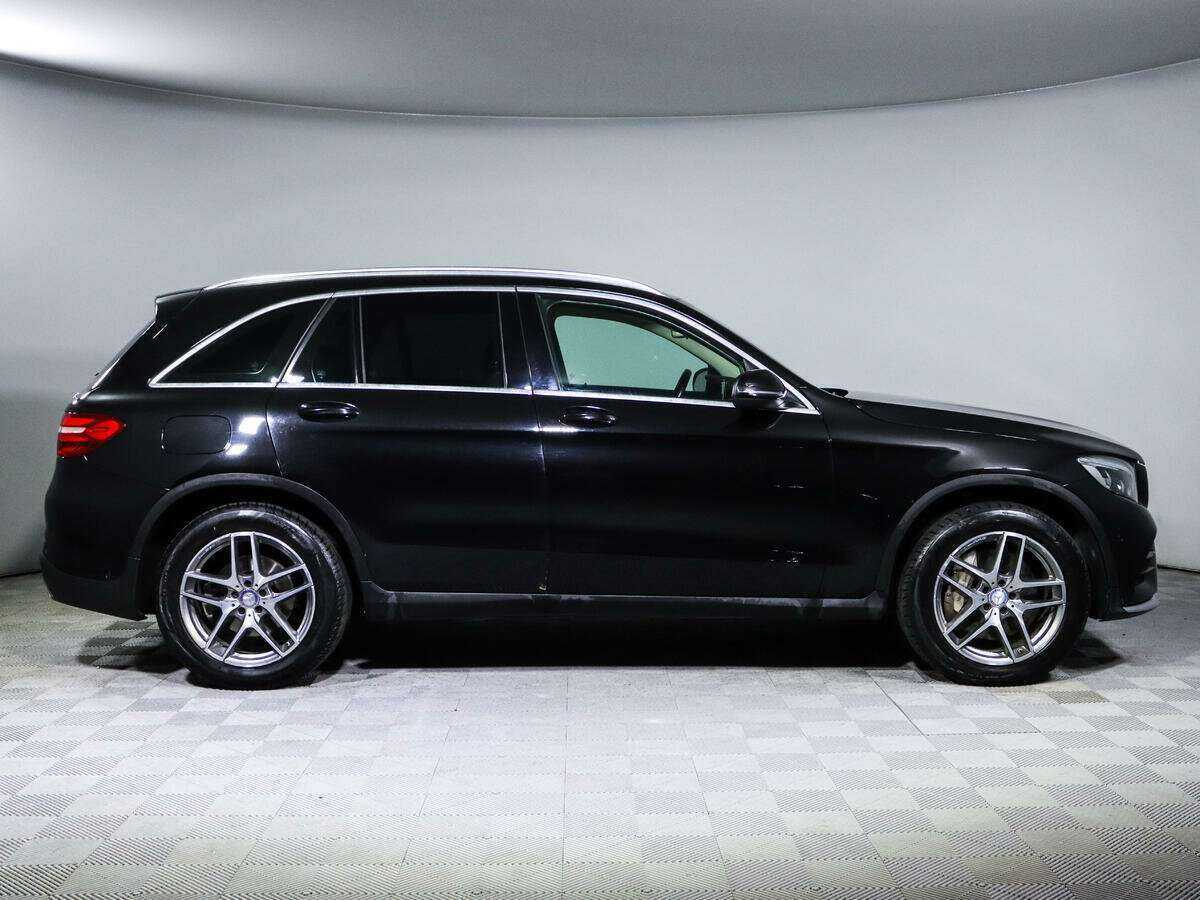 Mercedes-Benz GLC с пробегом — 2015 год. Фото: #3