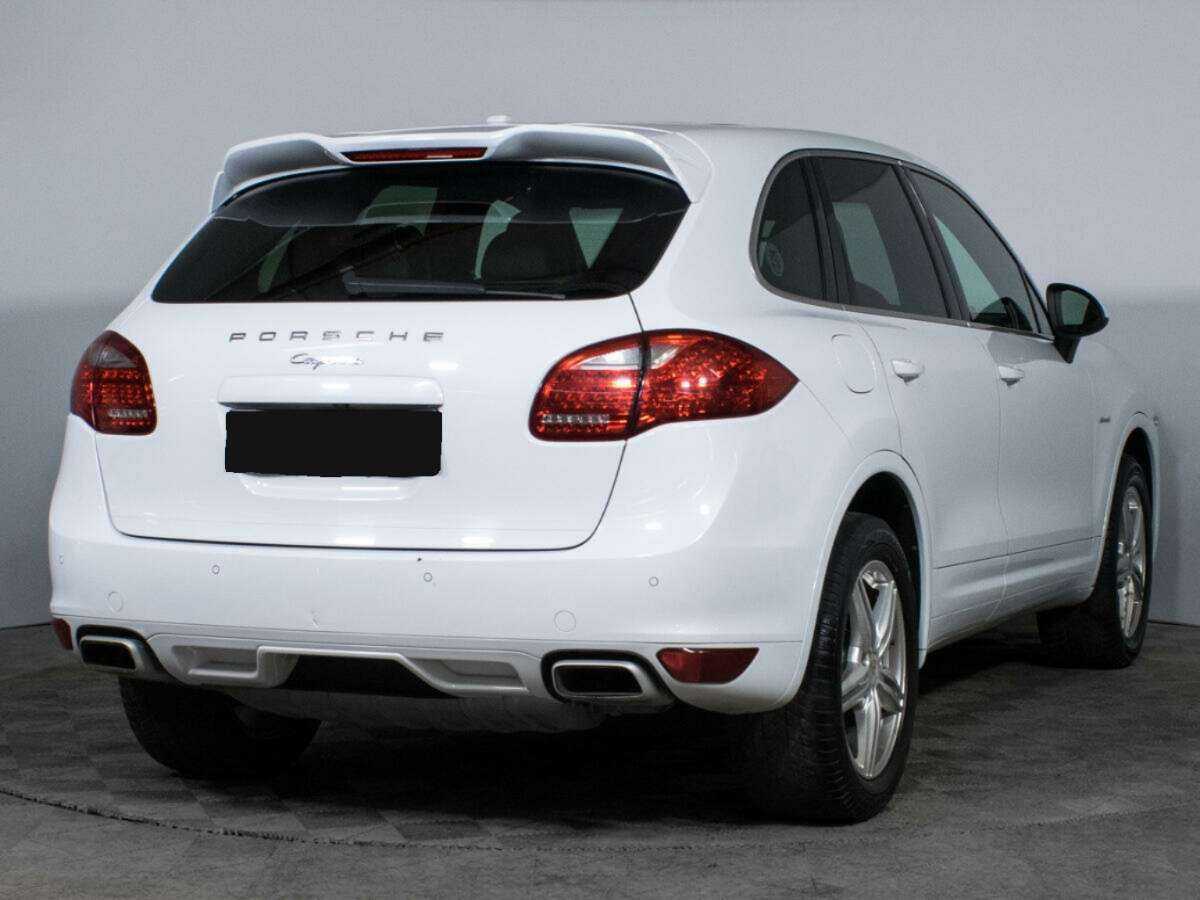 Porsche Cayenne с пробегом — 2014 год. Фото: #4