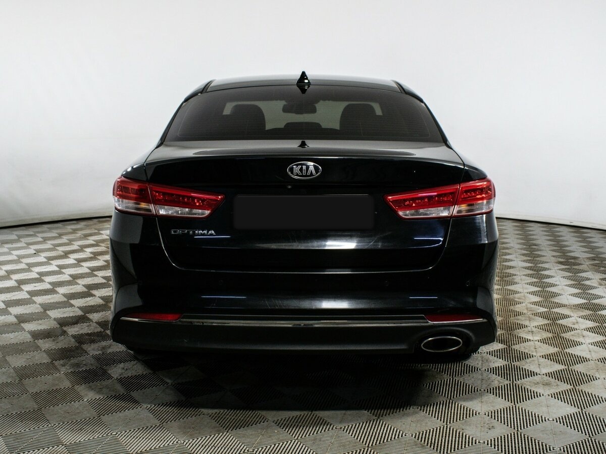Kia Optima с пробегом — 2017 год. Фото: #4