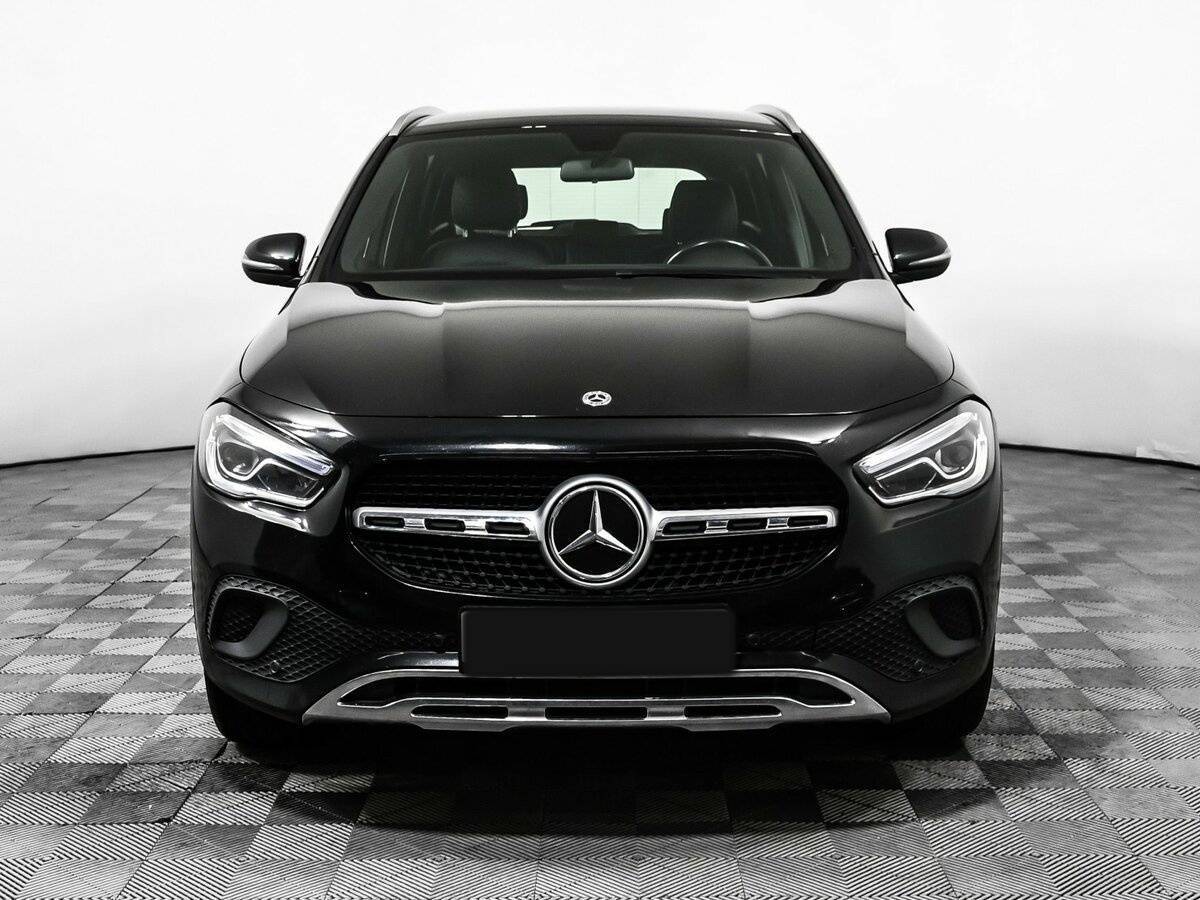Mercedes-Benz GLA с пробегом — 2021 год. Фото: #1