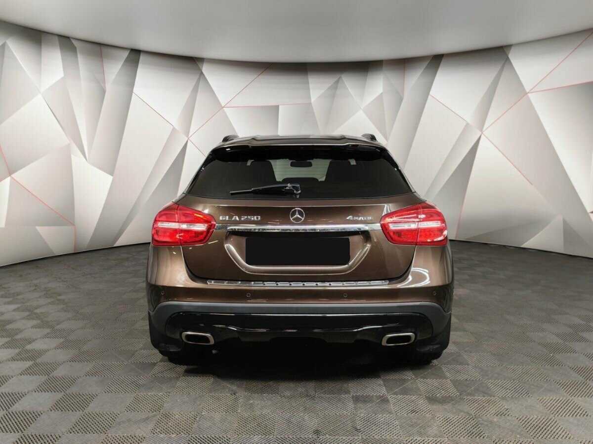 Mercedes-Benz GLA с пробегом — 2014 год. Фото: #7