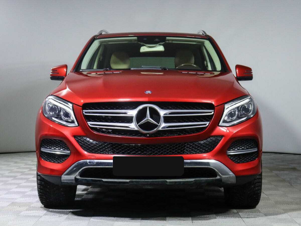 Mercedes-Benz GLE с пробегом — 2015 год. Фото: #1