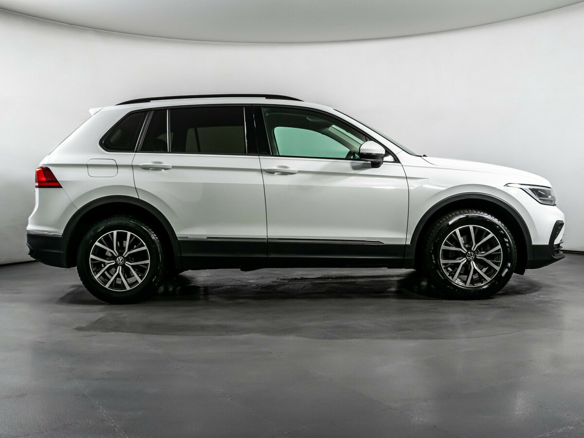 Volkswagen Tiguan с пробегом — 2022 год. Фото: #3