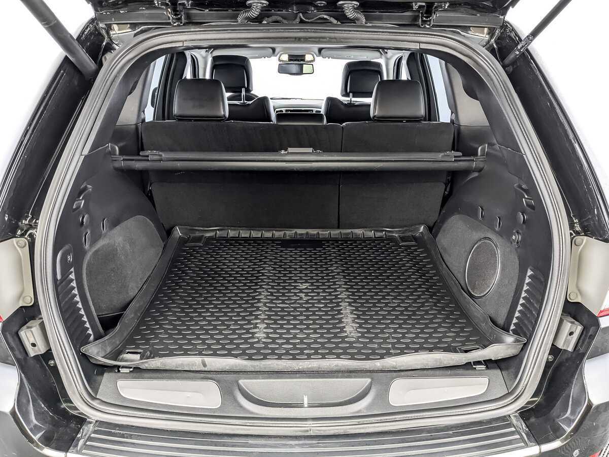 Jeep Grand Cherokee с пробегом — 2012 год. Фото: #9