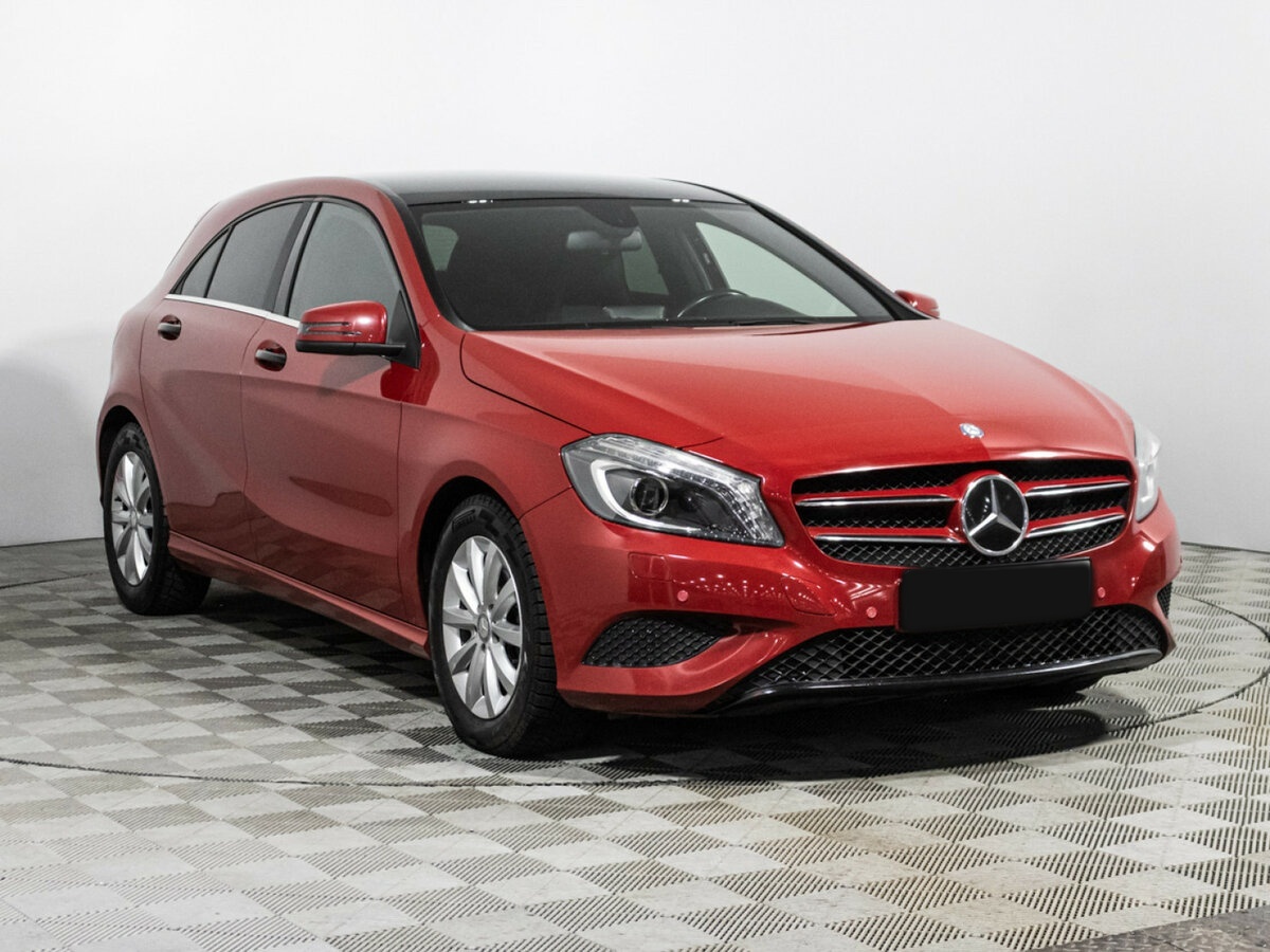Mercedes-Benz A-Класс с пробегом — 2014 год. Фото: #2